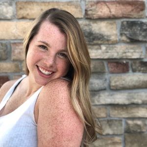 Meet your Posher, Claire